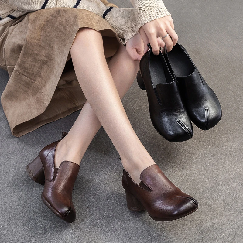 2025春季新款复古风小跟妈妈鞋舒适通勤单鞋头层牛皮高跟圆头女鞋