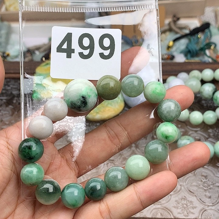 翡翠颈饰未镶嵌邢****鞋翡翠