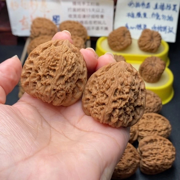 文玩核桃吊坠小*皇正三角全家福毕业41尺1038