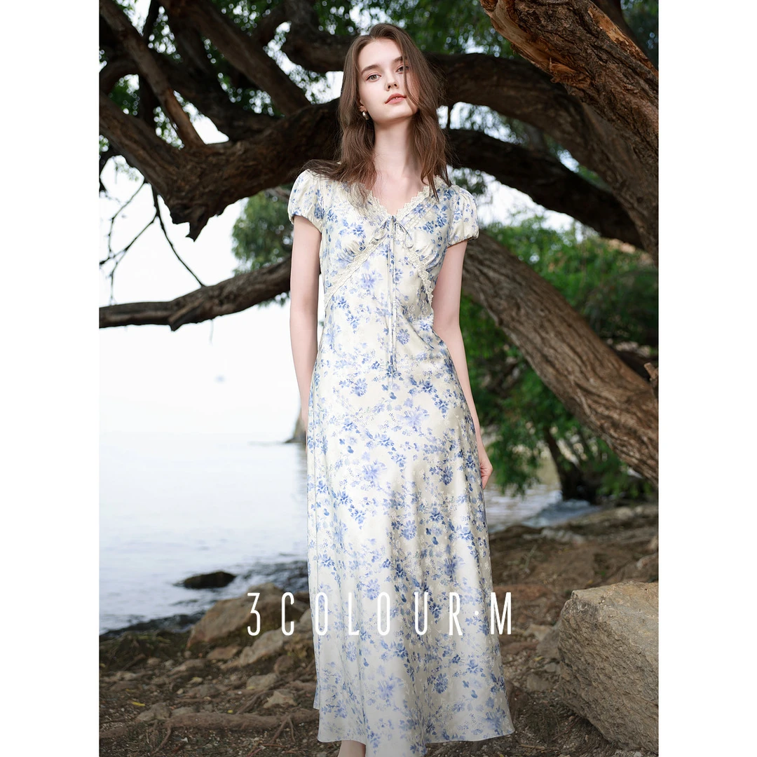 三彩｜【2025夏款】碎花连衣裙缎面提花斜裁A字裙蕾丝长裙M