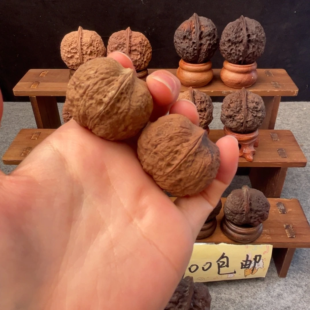 文玩核桃吊坠z蟒纹元宝36mm