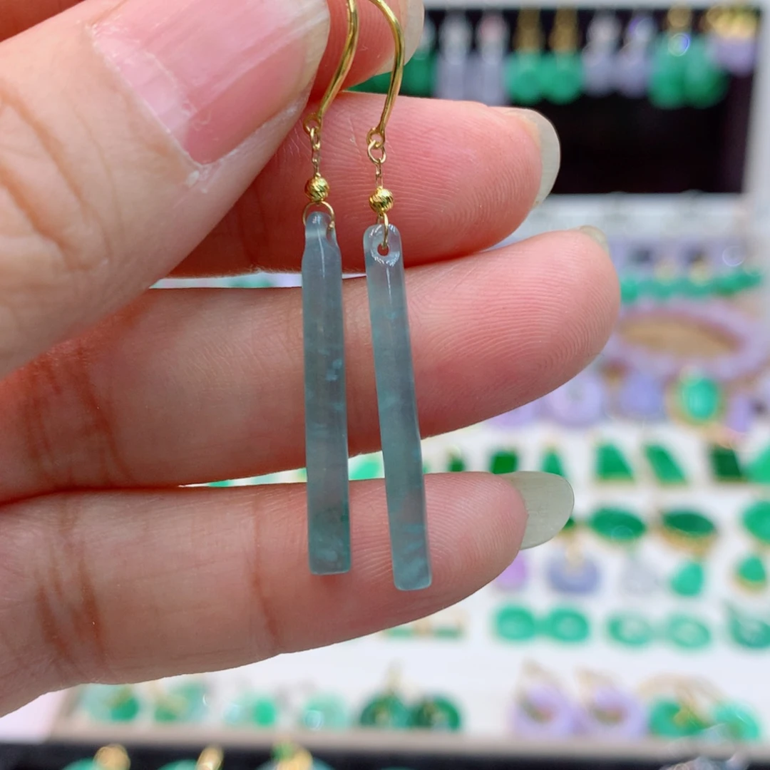 翡翠18K金镶嵌耳饰