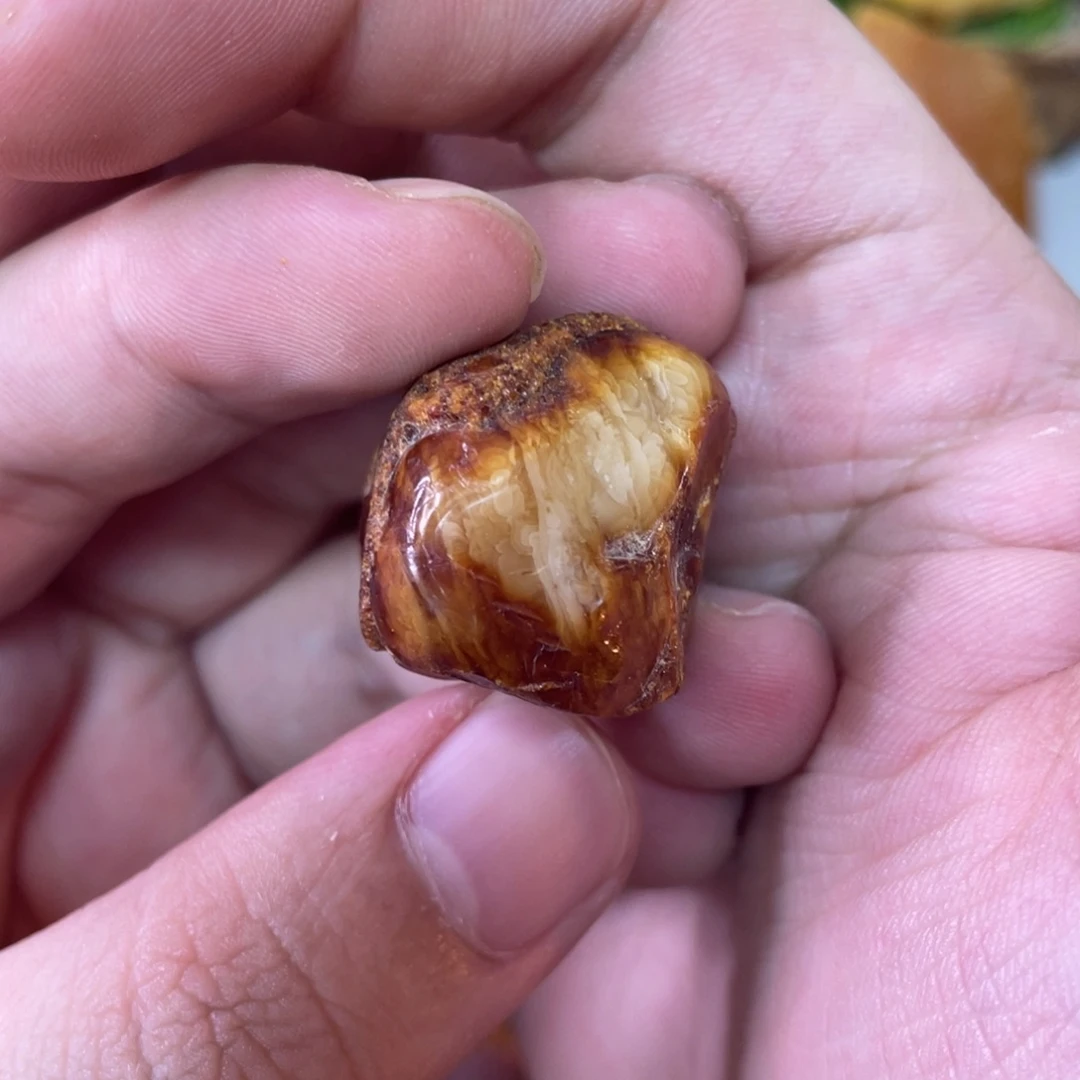 永***。定制琥珀天然琥珀