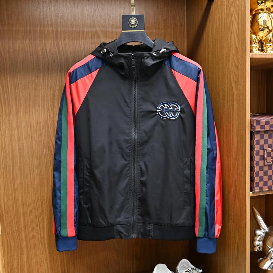 春秋季刺绣透气夹克男装欧洲站潮牌修身轻奢休闲防风撞色连帽外套