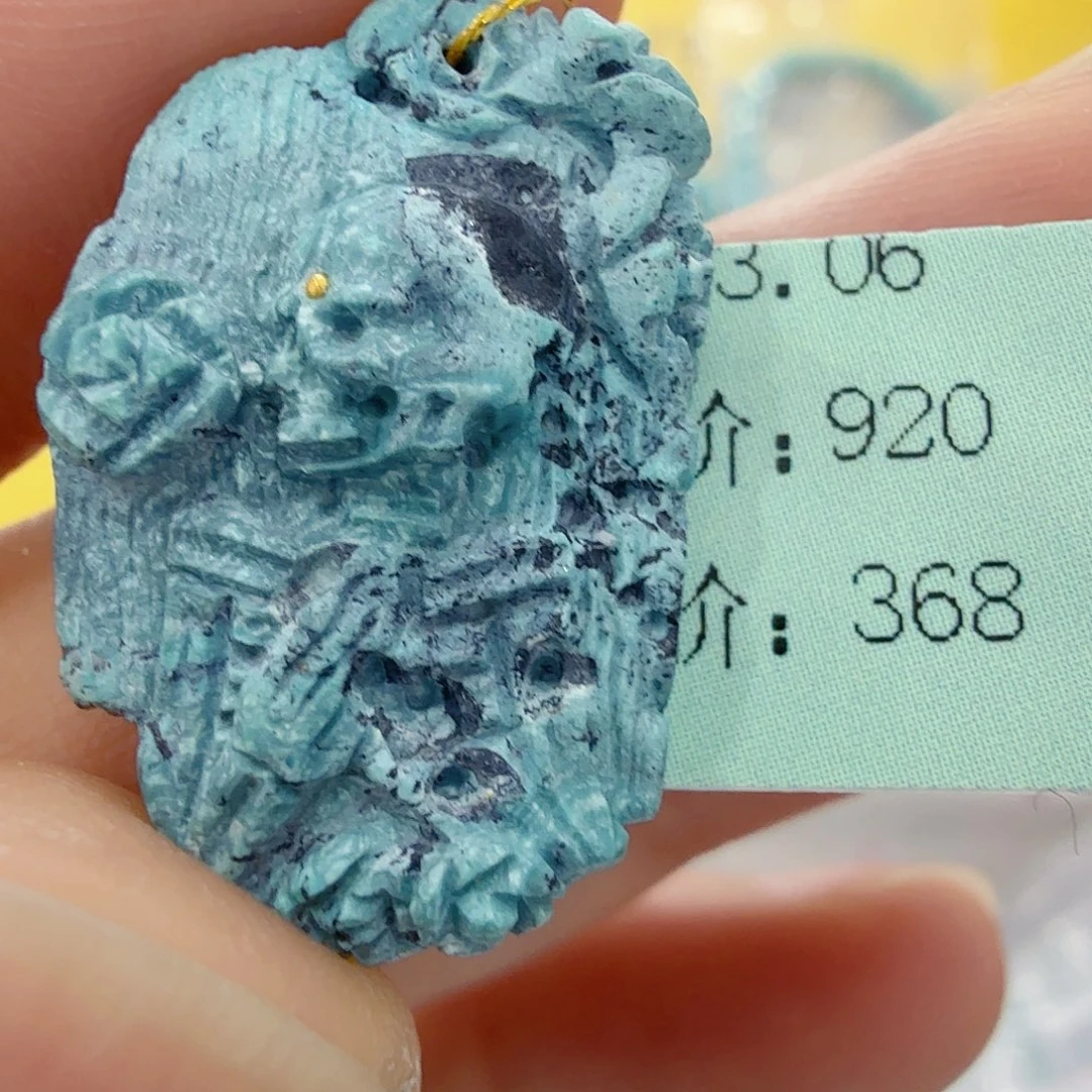 绿松石未镶嵌珠宝奇石