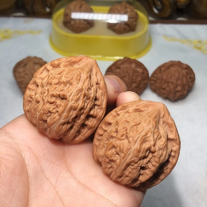 文玩核桃38.5尺僧帽