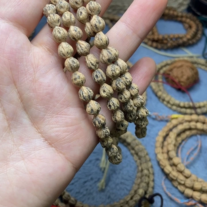 【闪购商品】吊坠柏香籽/百香籽