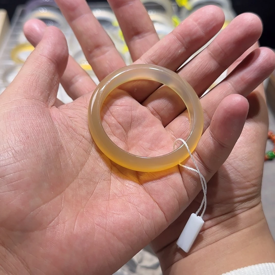 玛瑙/玉髓手镯未镶嵌好*?