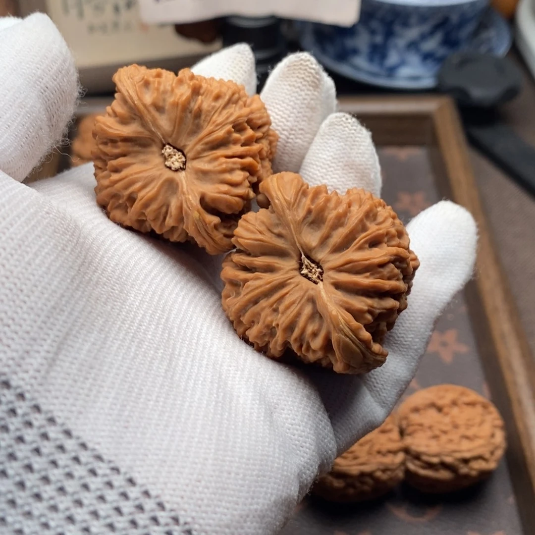 把件文玩核桃向***适南疆44福利