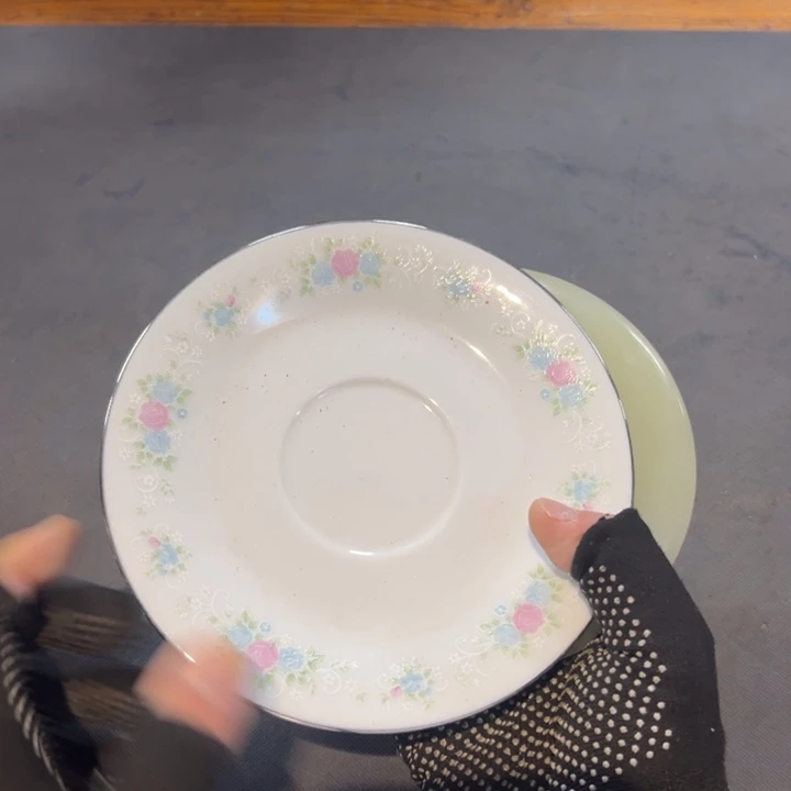 特***吃瓷片拾六家的瓷器瓷器