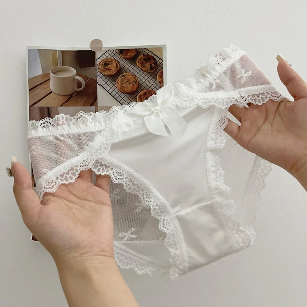 清冷浮世~女生法式绸缎蕾丝内裤女性感中腰薄款网纱女士三角裤