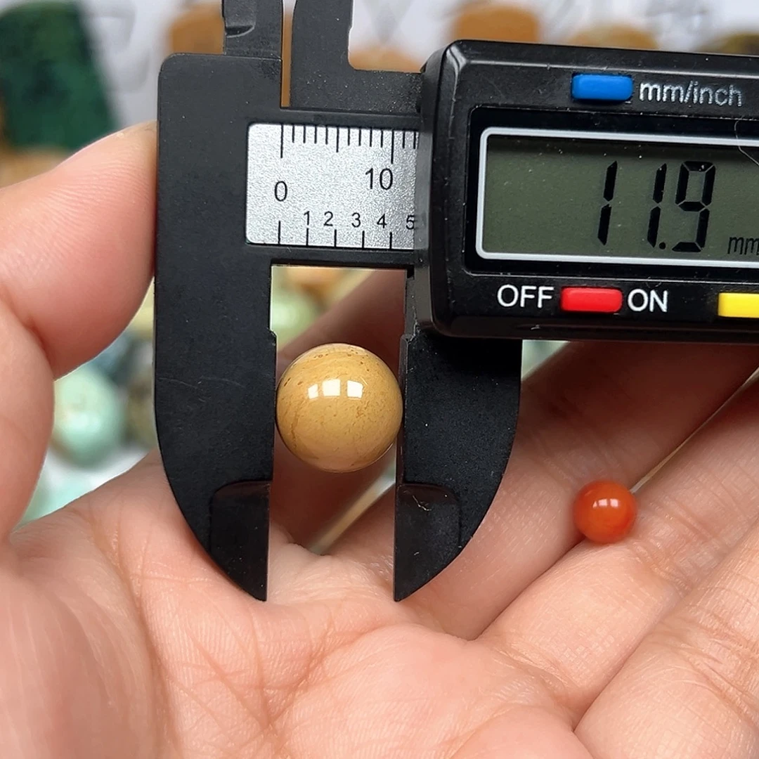 未镶嵌南红玛瑙珠宝奇石