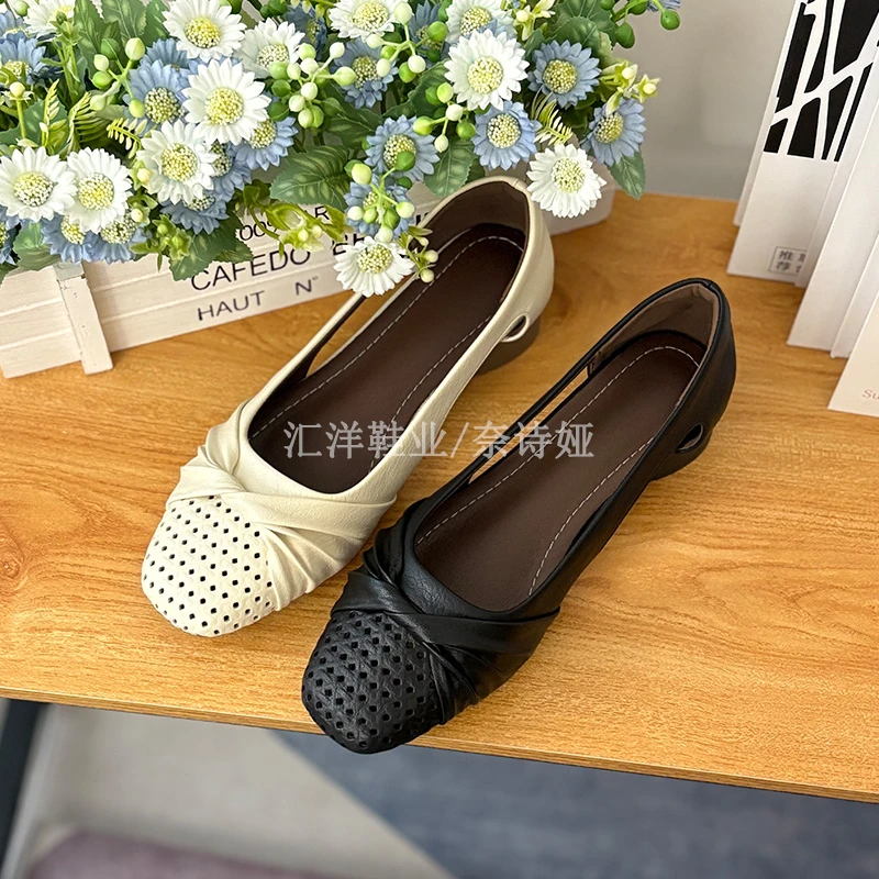 法式粗跟低跟2025新款夏季中空凉鞋镂空浅口时尚妈妈单鞋小皮鞋