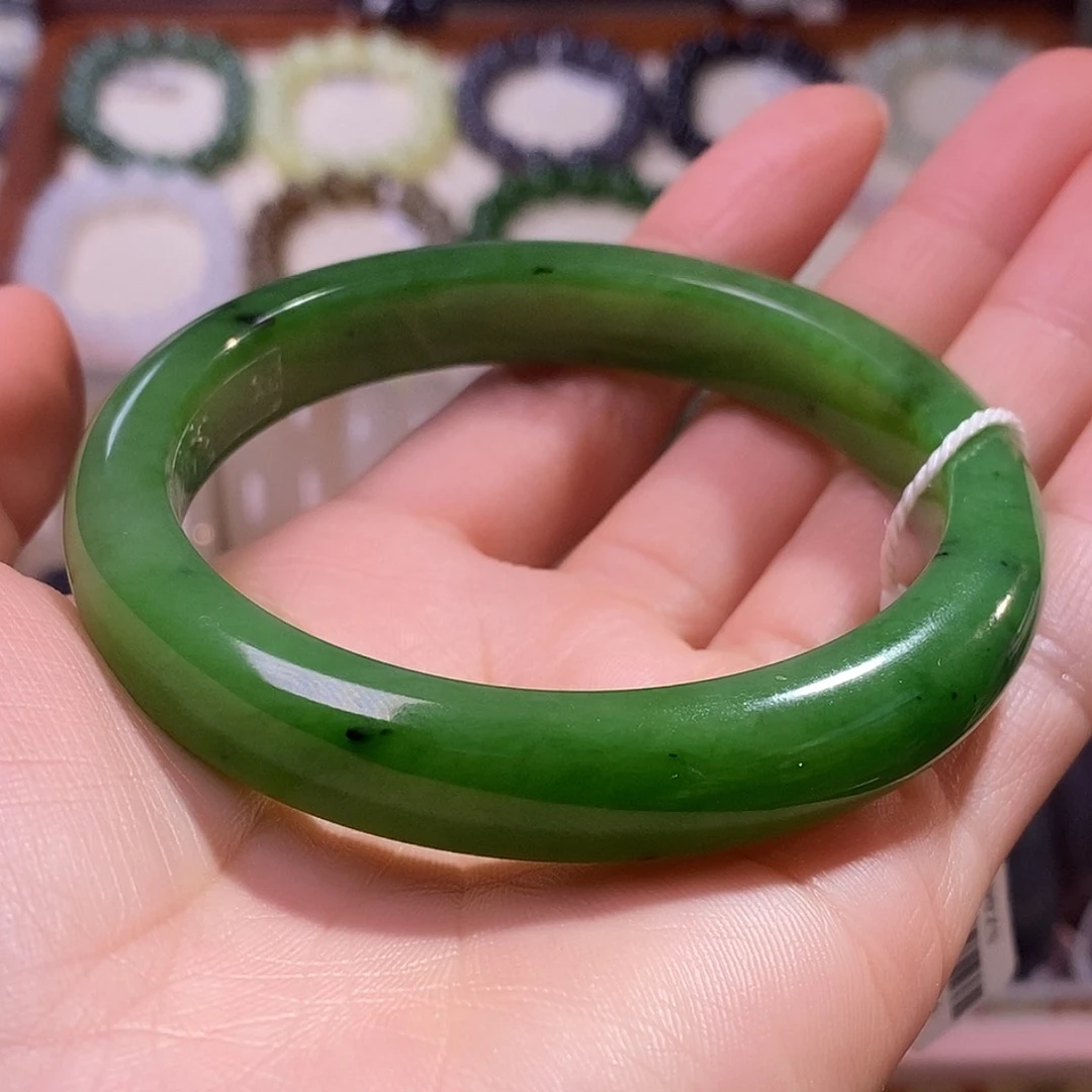 颈饰未镶嵌和田玉孤品59俄7老矿料碧玉手镯