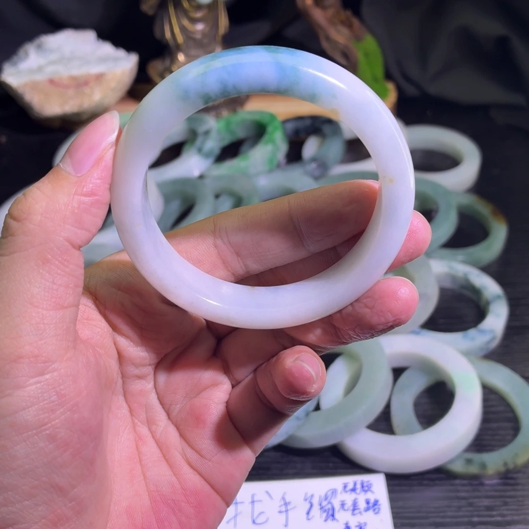 定制翡翠未镶嵌天然翡翠A货毛胚手镯定制