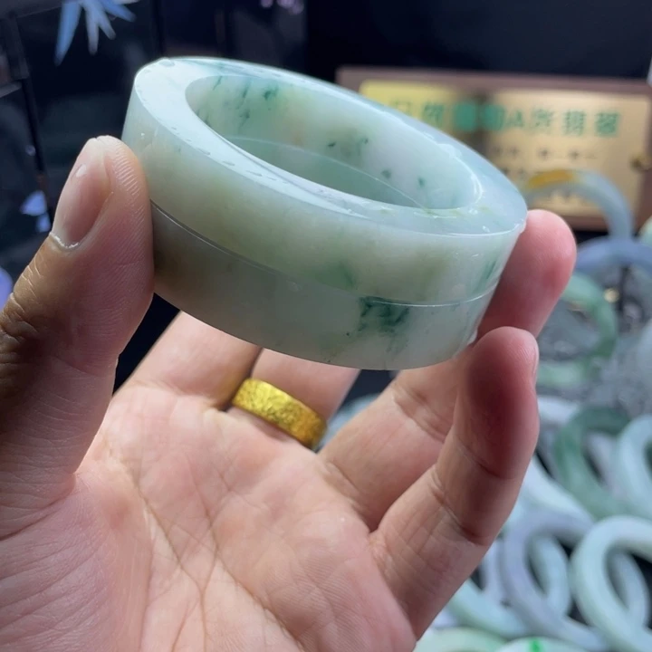 定制翡翠未镶嵌156，60正圈