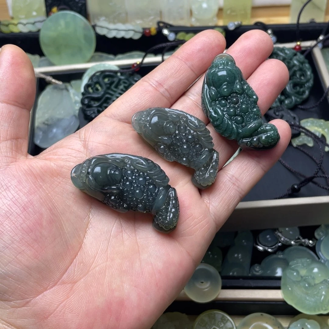 未镶嵌蛇纹石玉颈饰任选一个