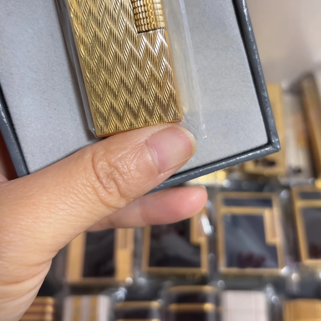 都登卡中古打火机