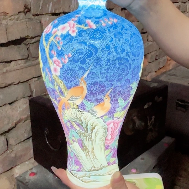 摆件景德镇高温陶瓷张花鸟梅瓶