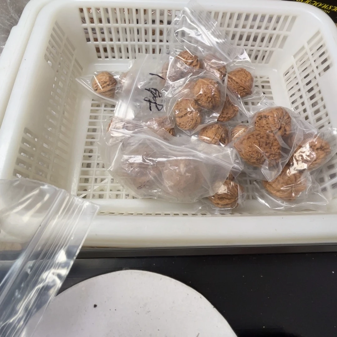 海***界桃核把件闪电购23