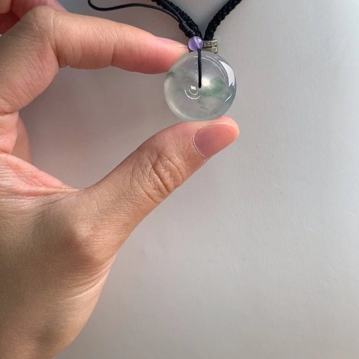 颈饰未镶嵌翡翠…..