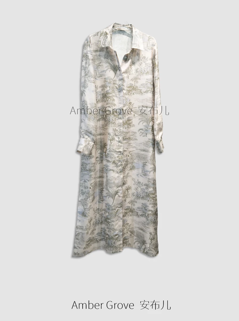咆哮推荐！浅绿色丛林系列印花桑can丝衬衫领长袖连衣裙AC02S001