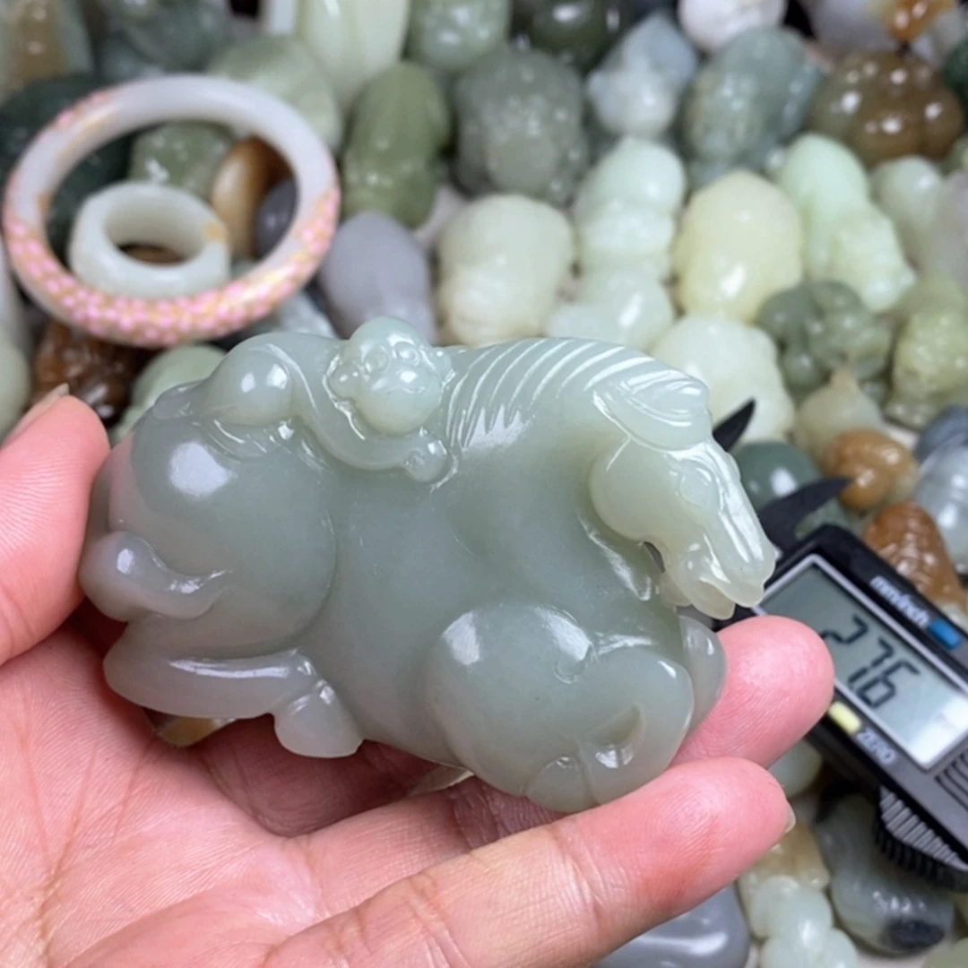 【闪购商品】未镶嵌和田玉把件万****水