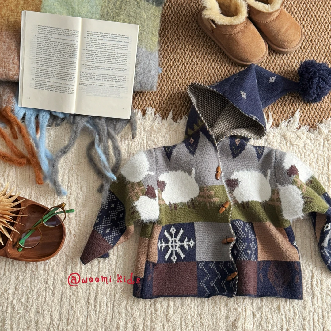 woomi·小羊肖恩·儿童小众复古趣味精灵帽提花针织毛衣