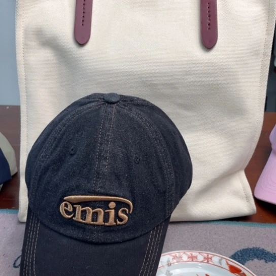 瓷片88。。。。。。。。。。。。。。。