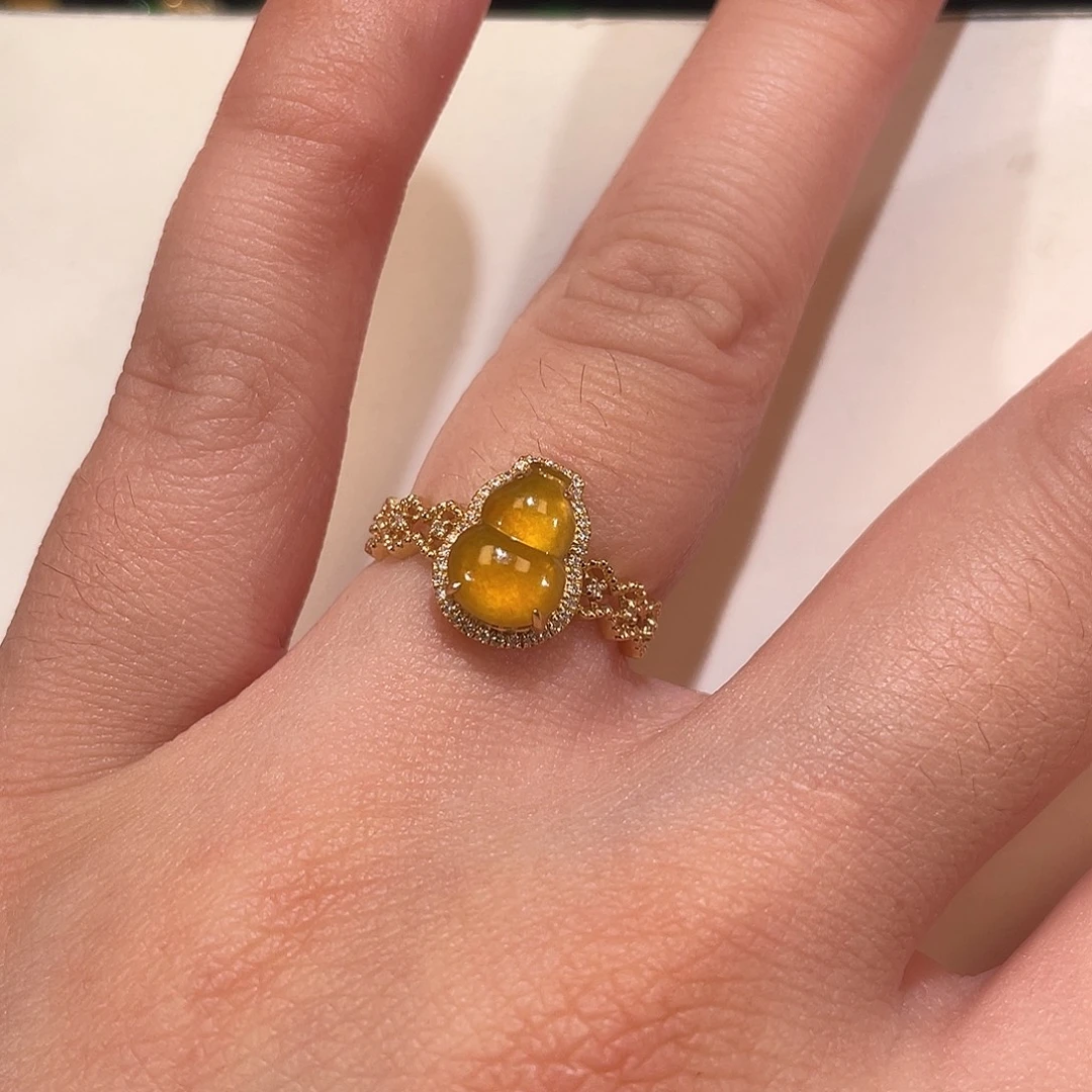 翡翠18K金镶嵌戒指南非钻