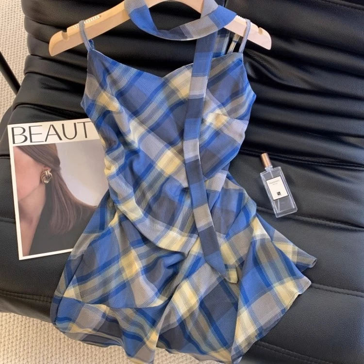 2025新款飘带格子时尚气质吊带背心女夏海边度假风荷叶边裙摆上衣