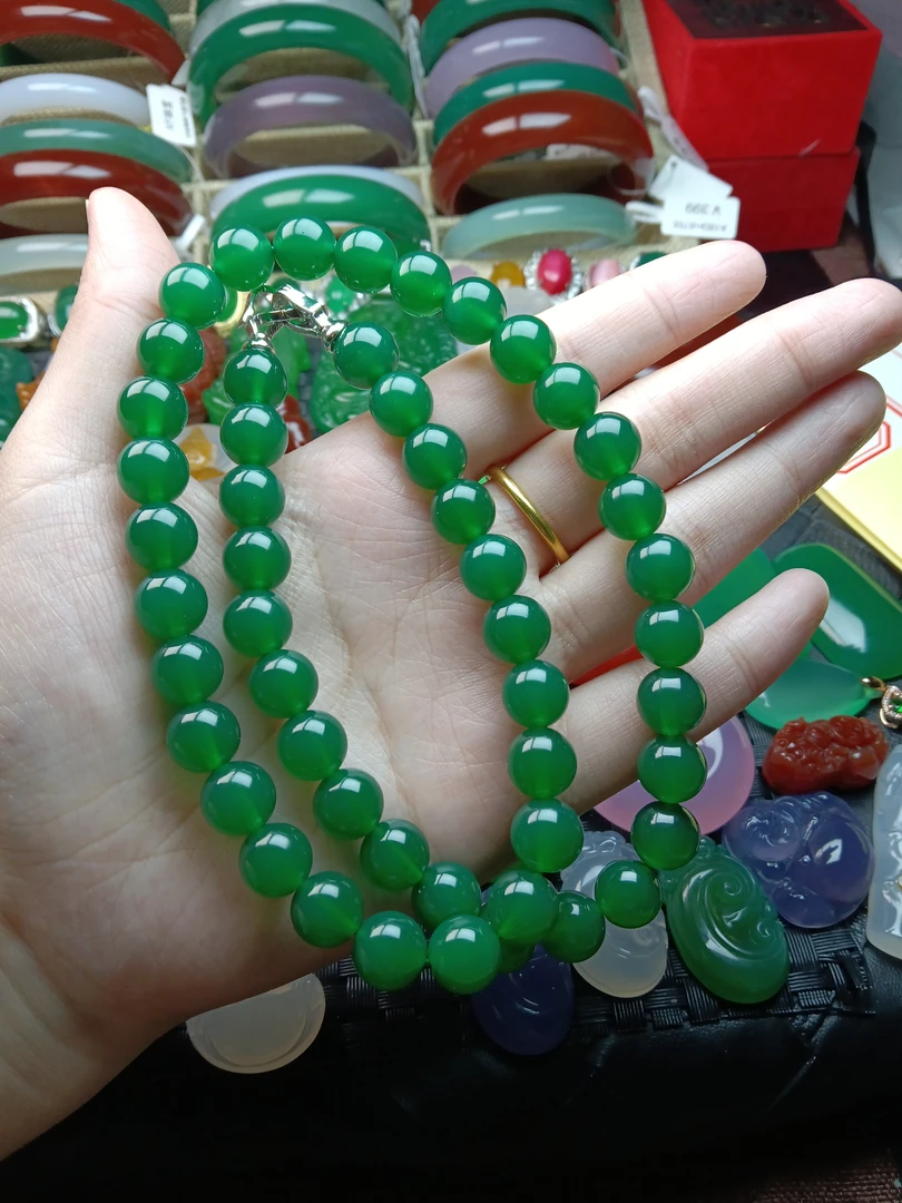 玛瑙玉髓卡10项链