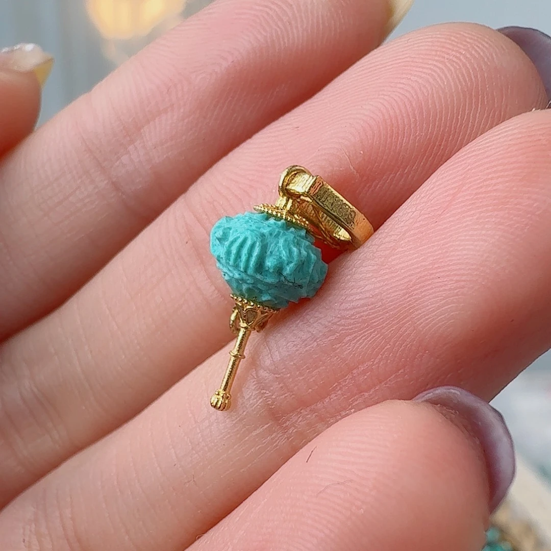 绿松石18K金镶嵌珠宝奇石