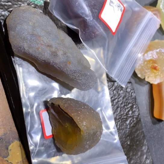 未镶嵌玛瑙/玉髓珠宝奇石