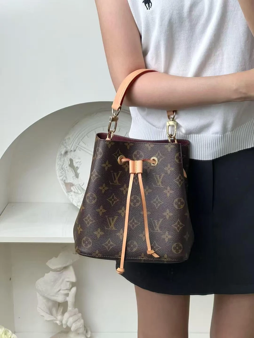 99新 LouisVuitton/路易威登 新款小水桶/优品