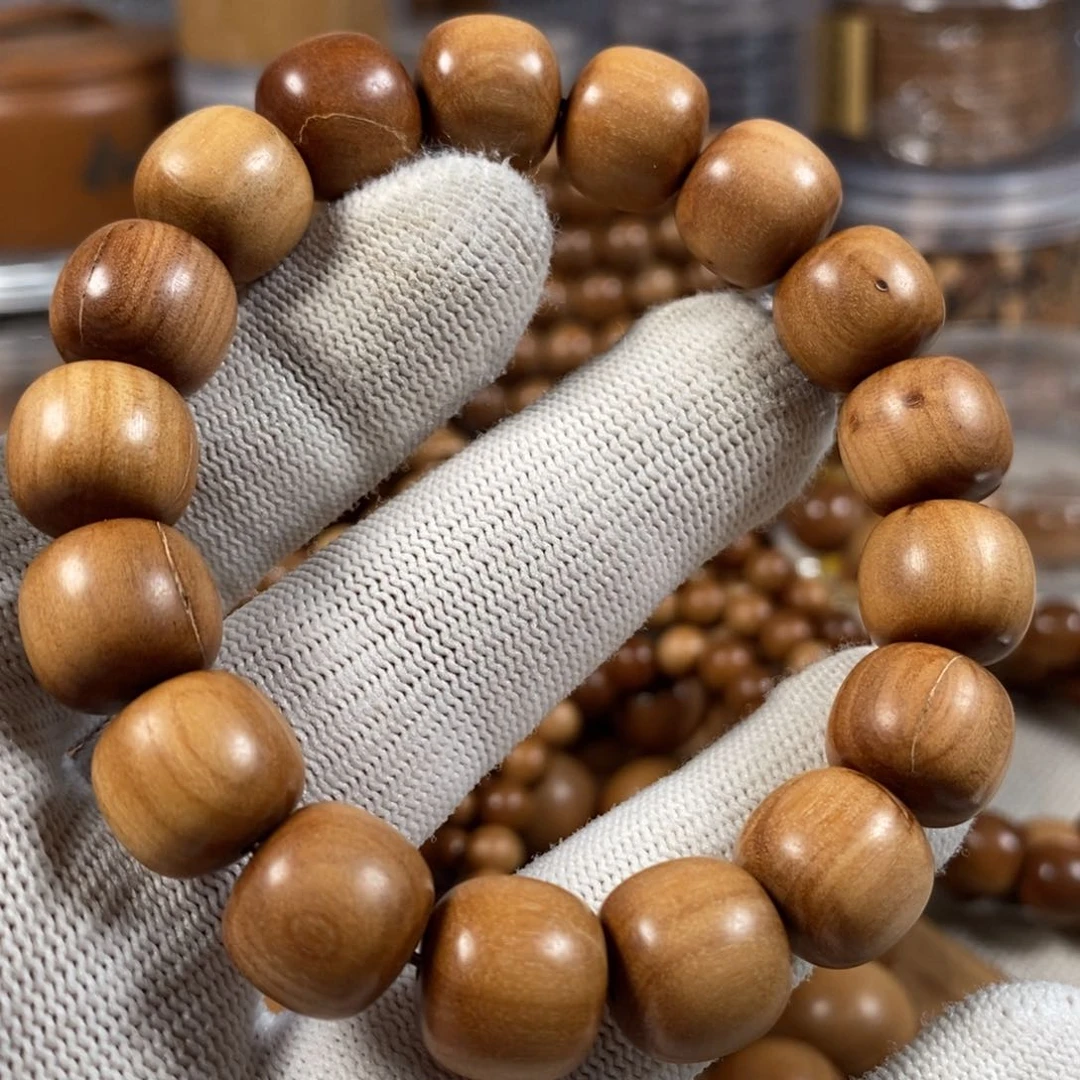 檀香木手串/手链12×13瑕疵串 迈索尔