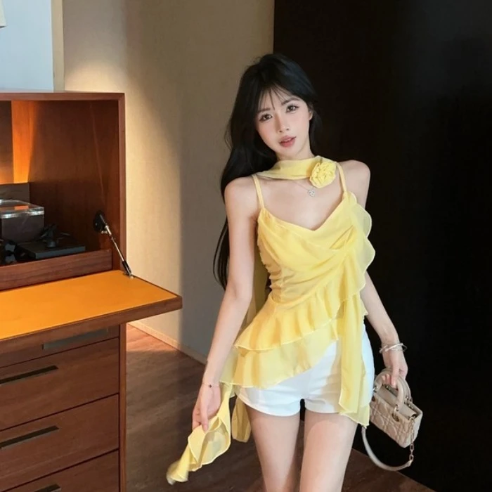 法式荷叶边黄色花朵吊带背心小众设计感无袖短款辣妹修身显瘦上衣
