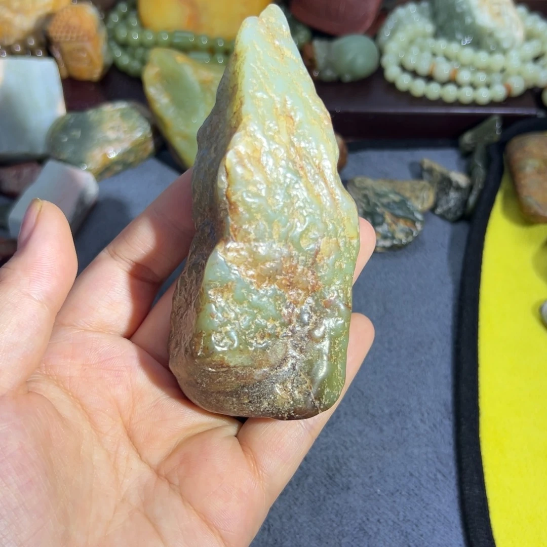 和田玉未镶嵌珠宝奇石