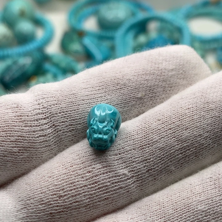 绿松石未镶嵌貔貅
