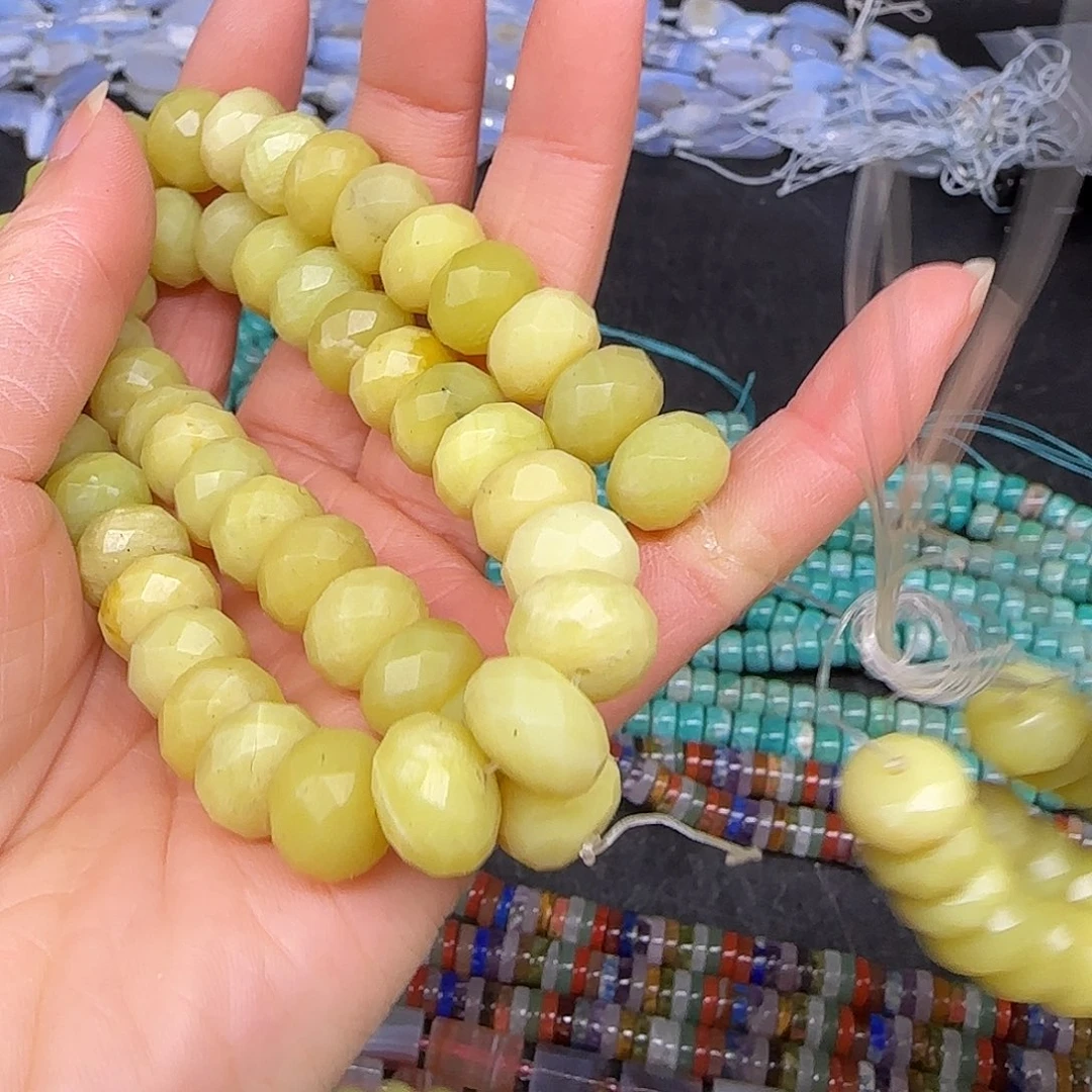 玛瑙/玉髓合金珠宝半成品岫玉11mm一条