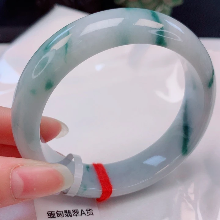 翡翠未镶嵌手镯56圈