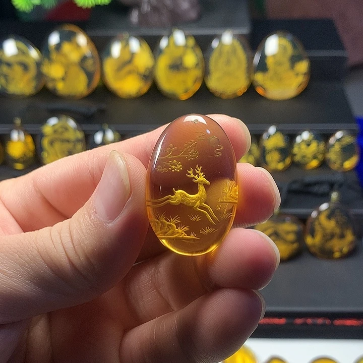 琥珀未镶嵌颈饰一路有你
