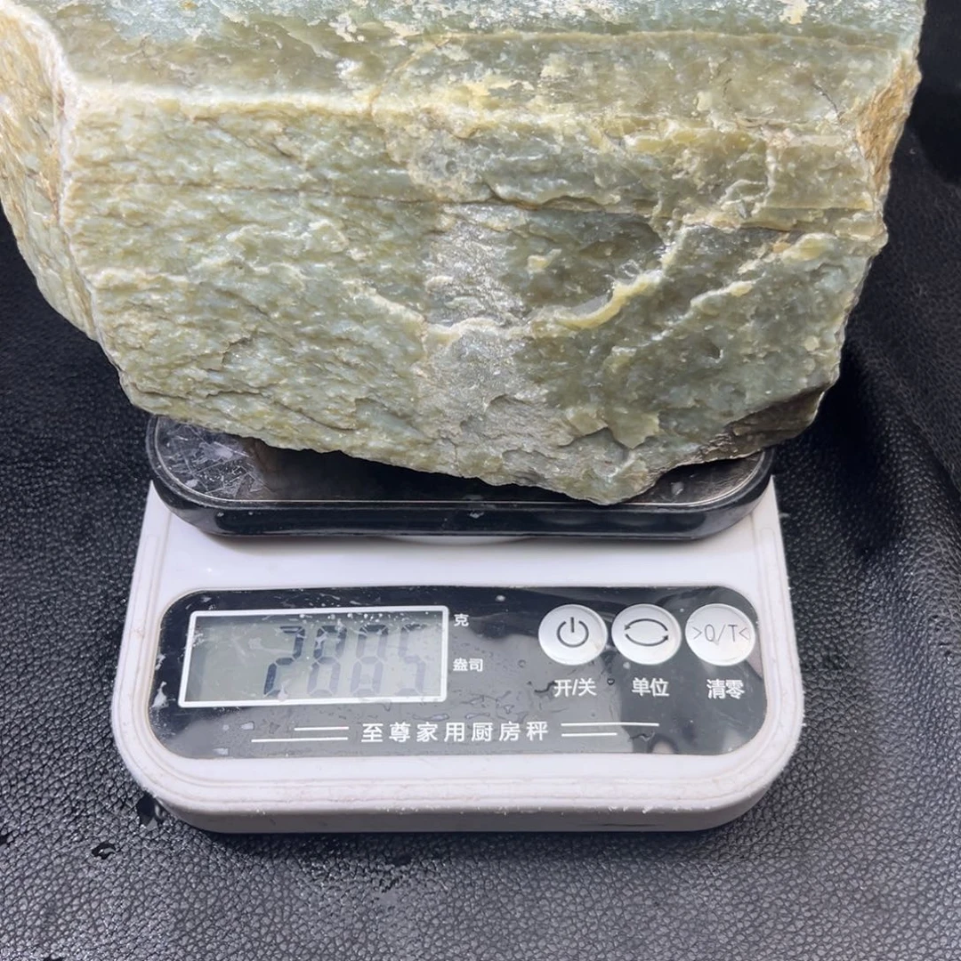 和田玉（糖玉）未镶嵌手镯