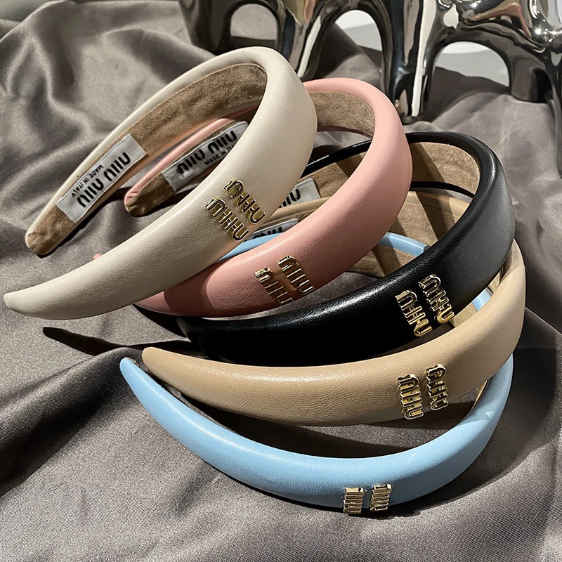 网红发箍~M英文字母高颅顶Pu皮发箍时尚百搭甜美精致气质头箍发饰