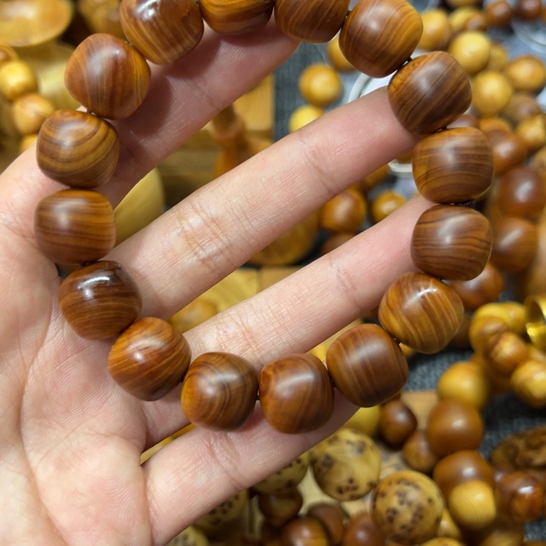 柏木（崖柏）L****爱1314太行崖柏