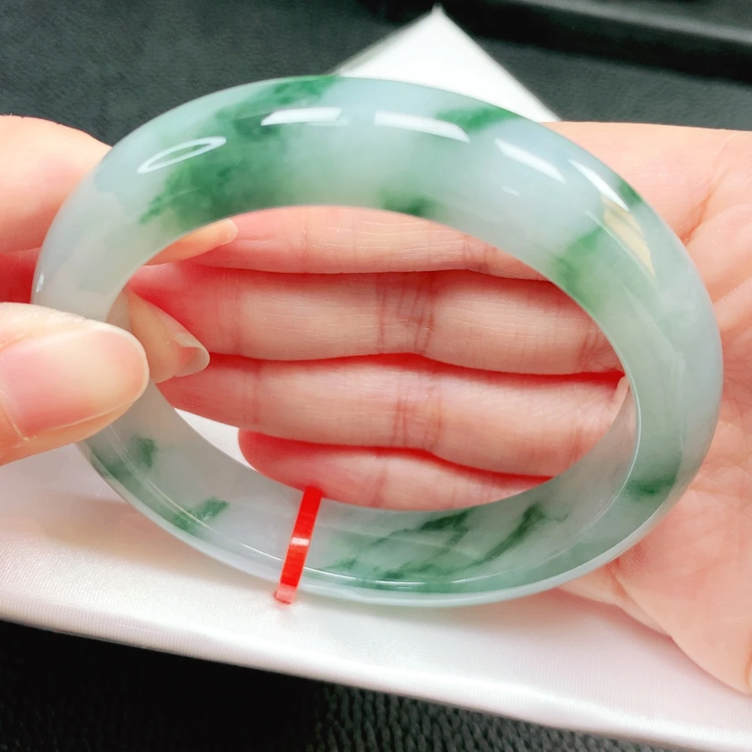 翡翠未镶嵌手镯58圈