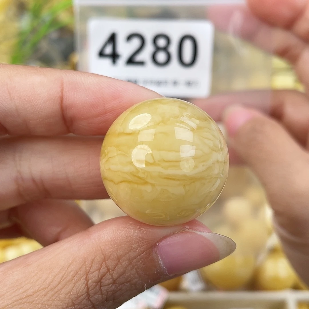 蜜蜡未镶嵌裸石26.4气泡