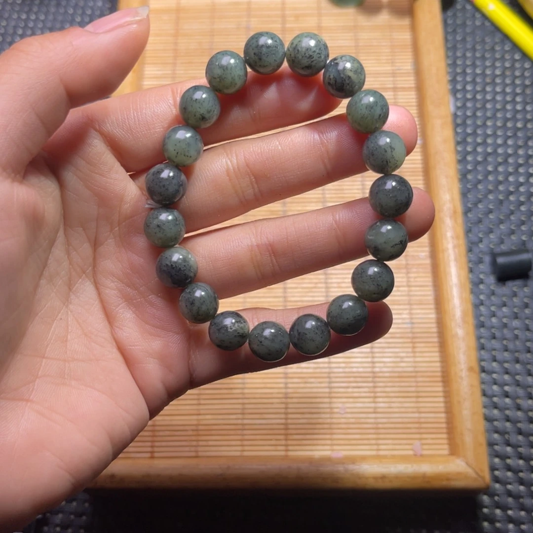 未镶嵌和田玉车挂