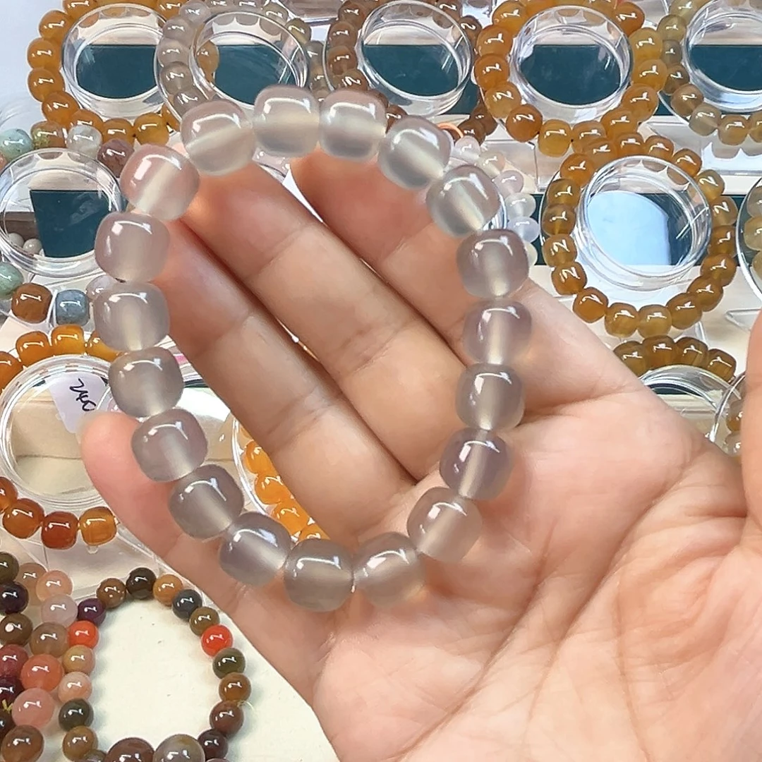 玛瑙/玉髓颈饰合金