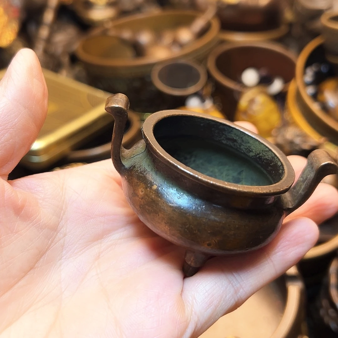 精美铜器工艺品等